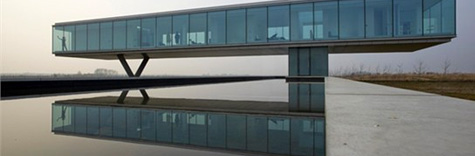 高效节能的荷兰空中玻璃生态屋